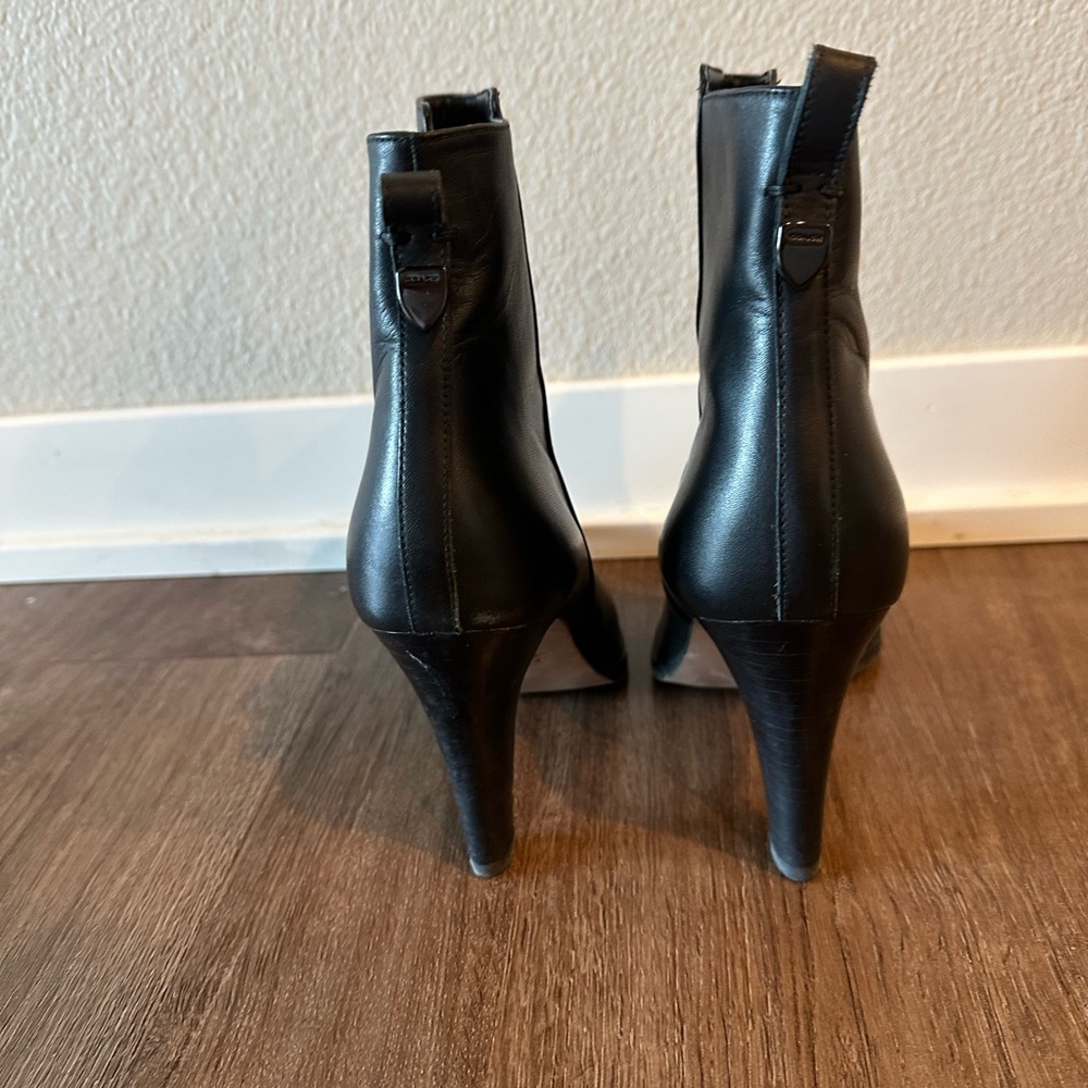 Coach Boots - Picture 4 of 7